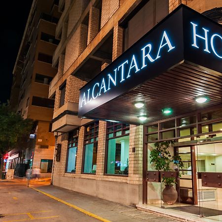 Hotel Alcantara กาเซเรส ภายนอก รูปภาพ