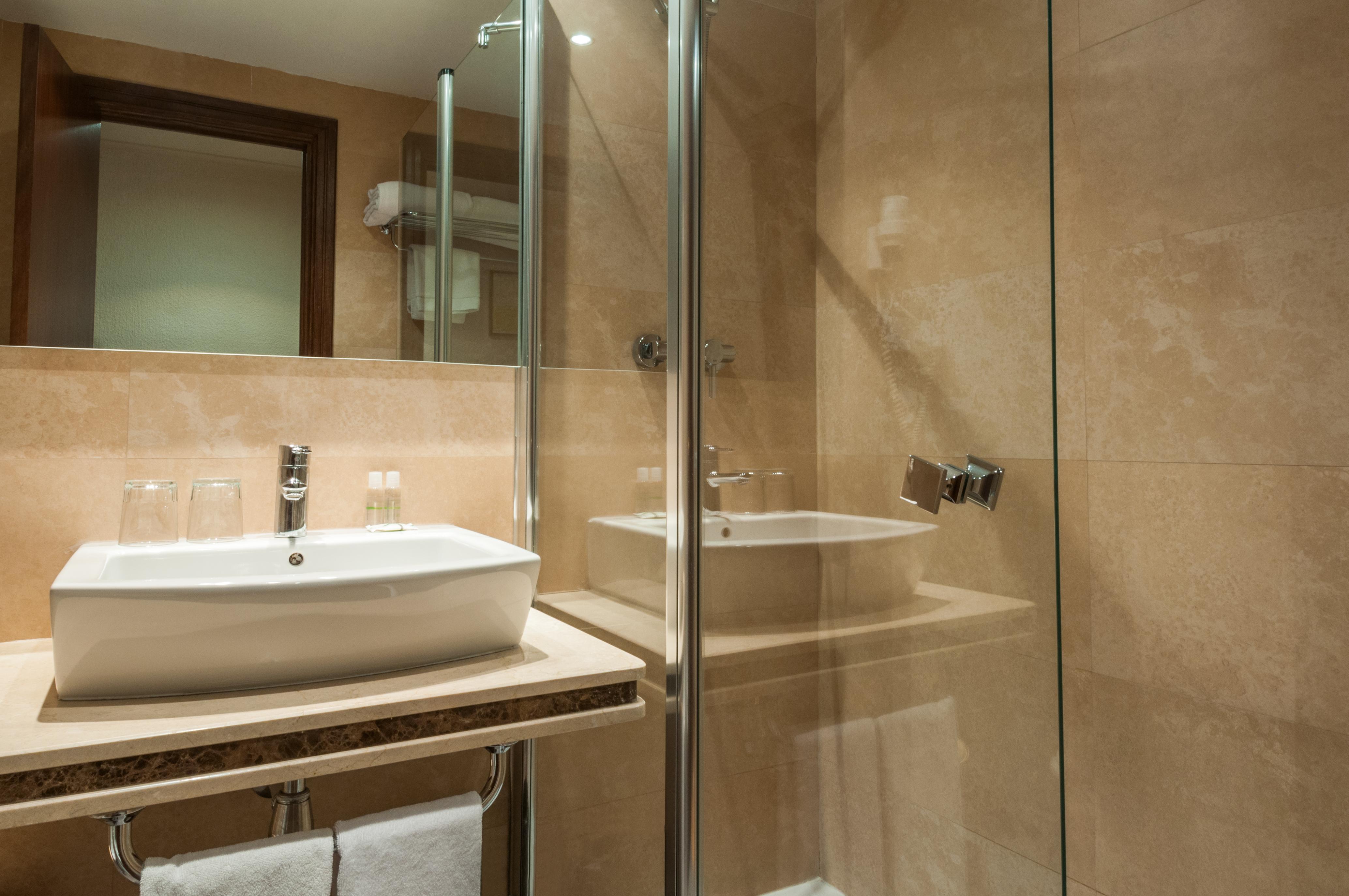 Hotel Alcantara กาเซเรส ภายนอก รูปภาพ